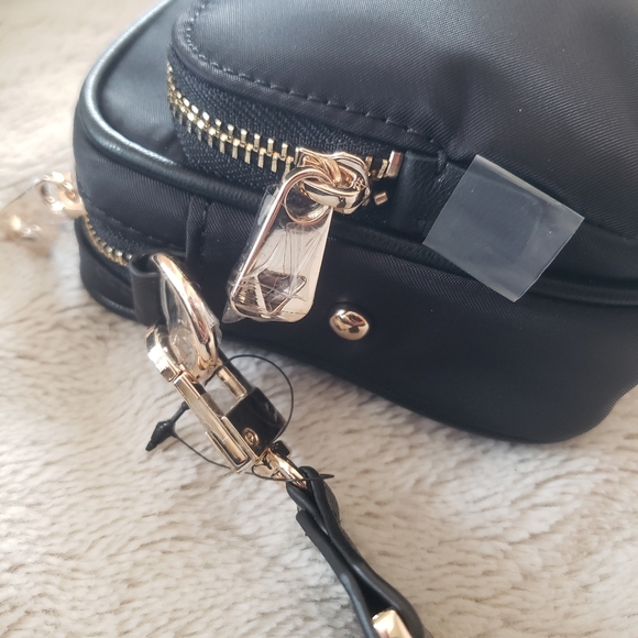 GUESS Black Crossbody Bag - Picture 7 of 11